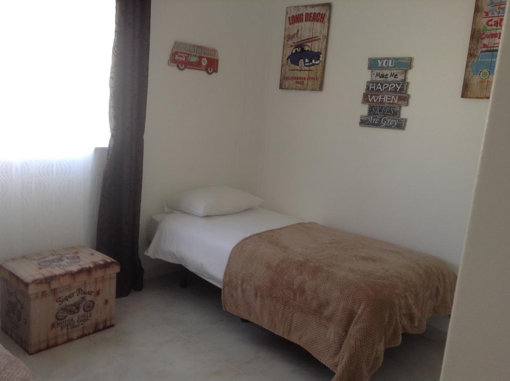 Votre Appartement A Портиман Екстериор снимка